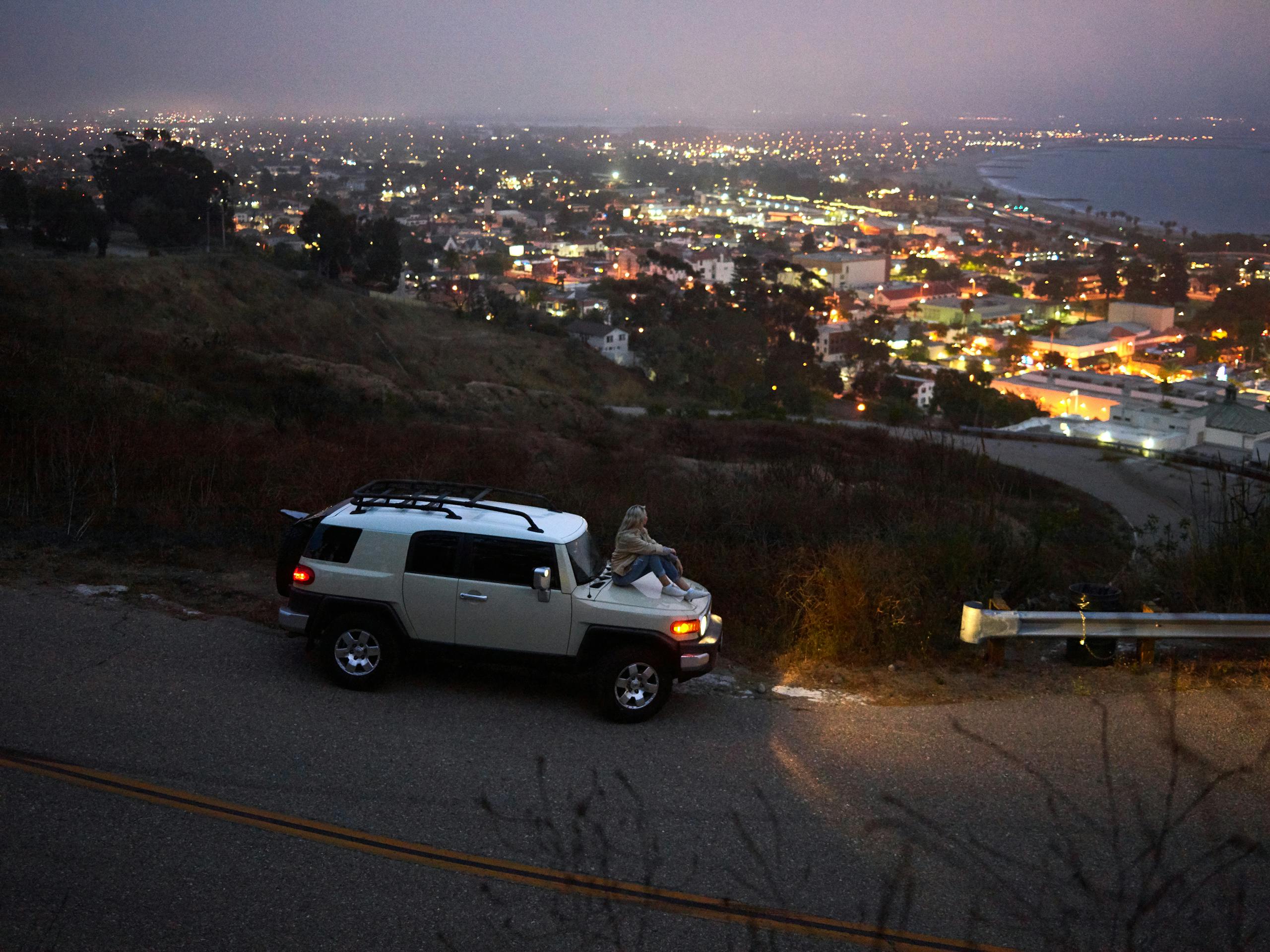 woman overlooking ventura for a digital marketing agency that offers seo services, pay per click, and website design